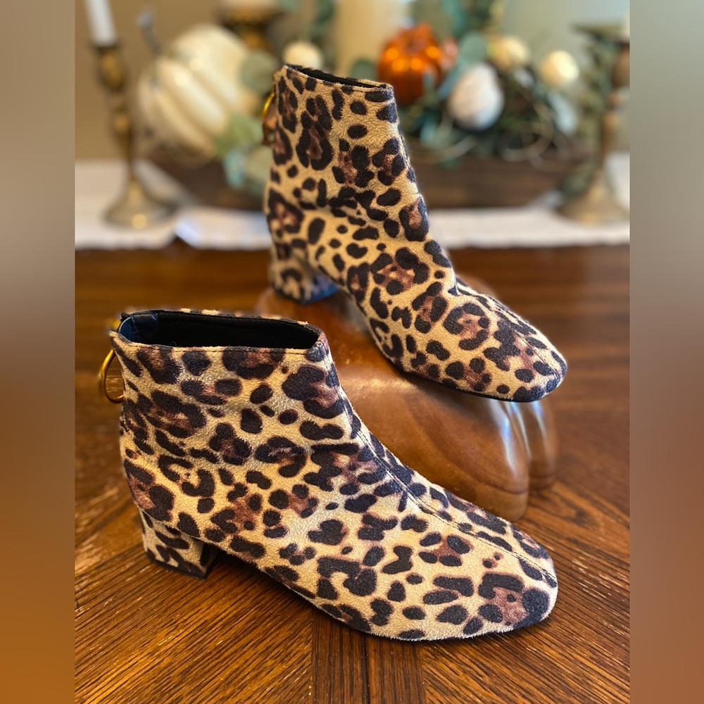 Women’s Leopard Print Zip-Up Ankle Boots